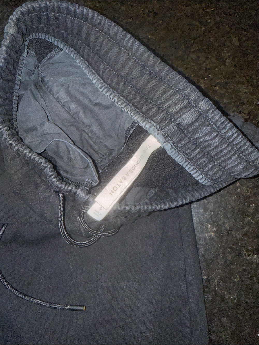 Aritzia Women's Wide Leg Sweatpants in Black - Picture 3 of 4